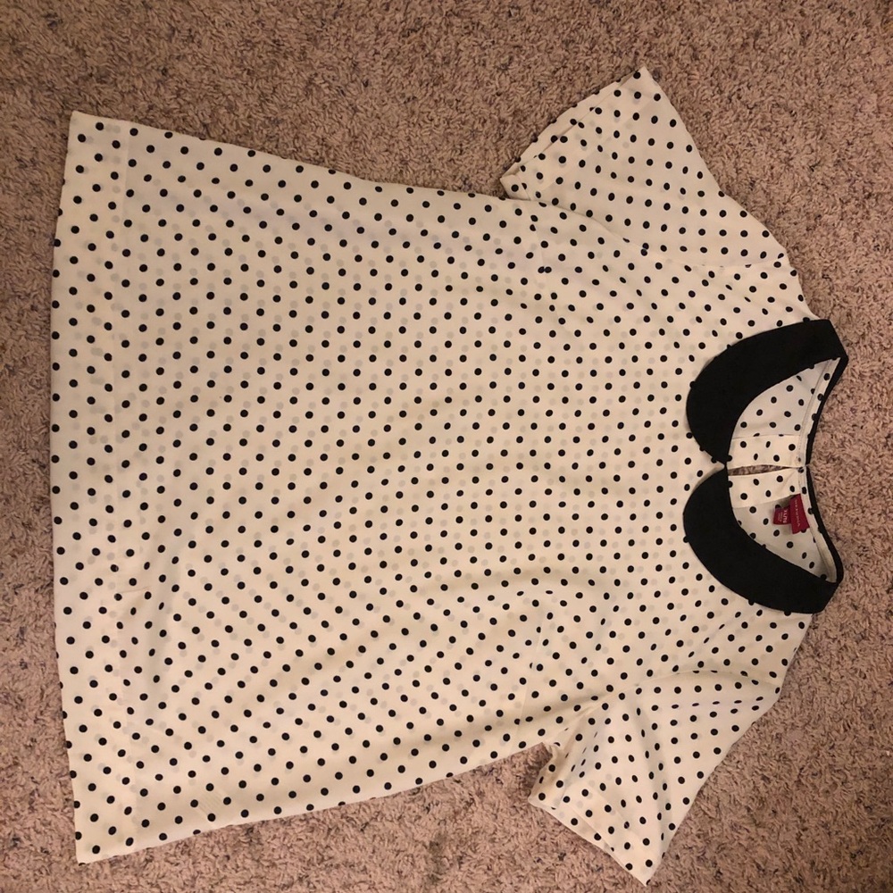 Cream black blouse. Merona (Target) size XL. New without tags.